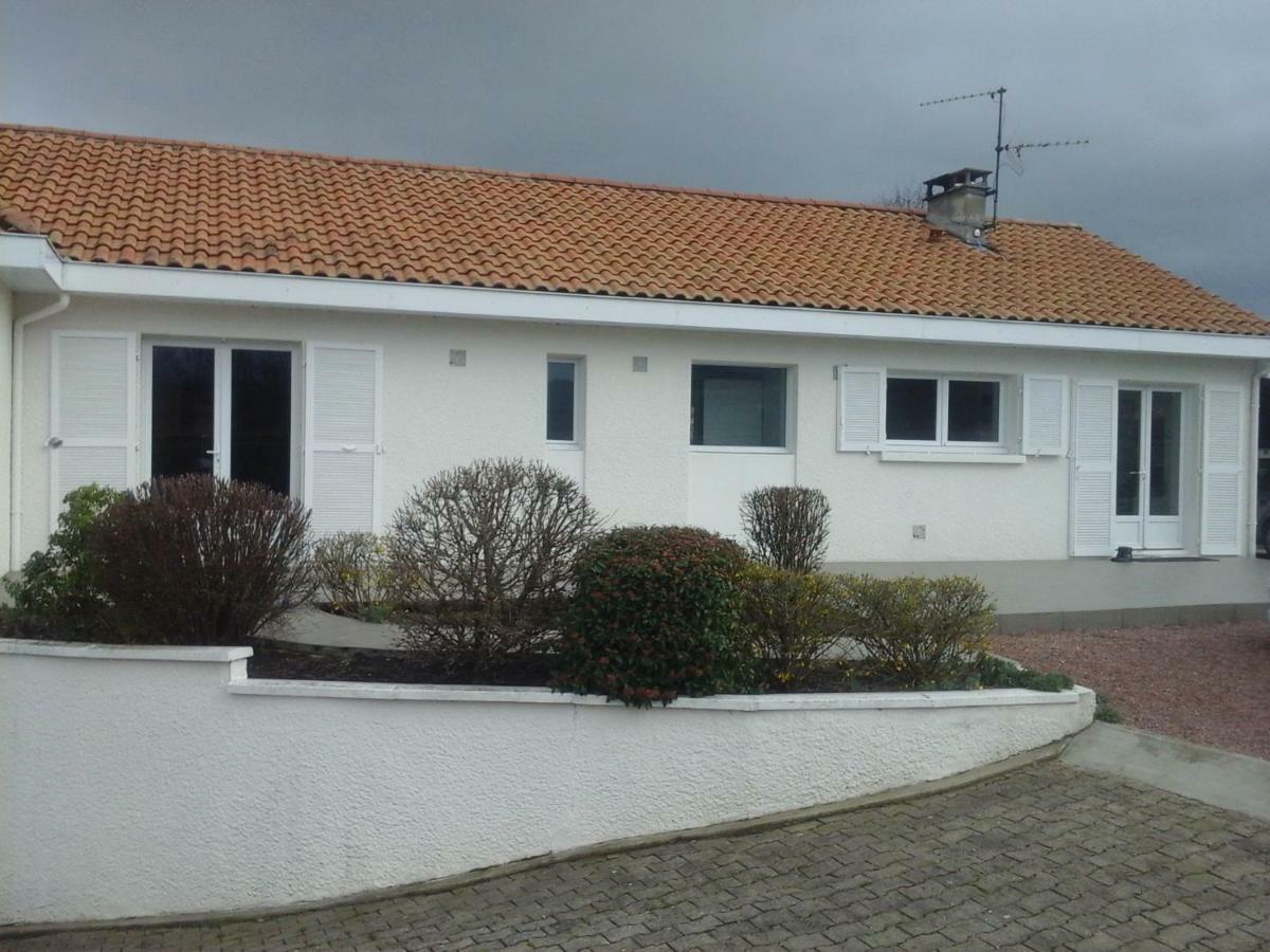Saint-Alban-les-Eaux Les Varennes מראה חיצוני תמונה